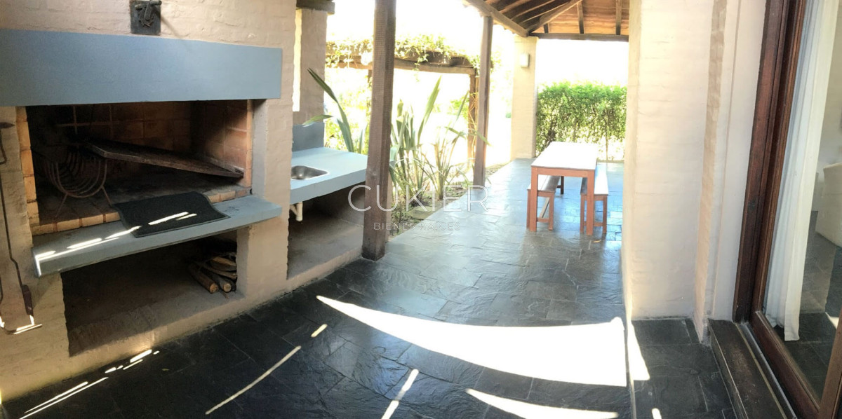 Casa ID.1717 - Alquiler temporada y anual de casa 2 dormitorios duplex en barrio privado punta del este