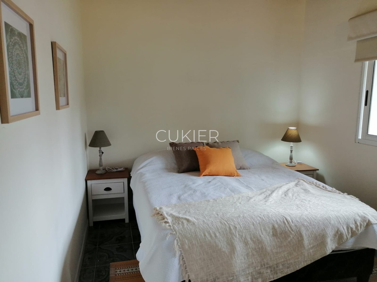 Casa ID.2603 - Alquiler anual casa 3 dormitorios en barrio privado La Residence
