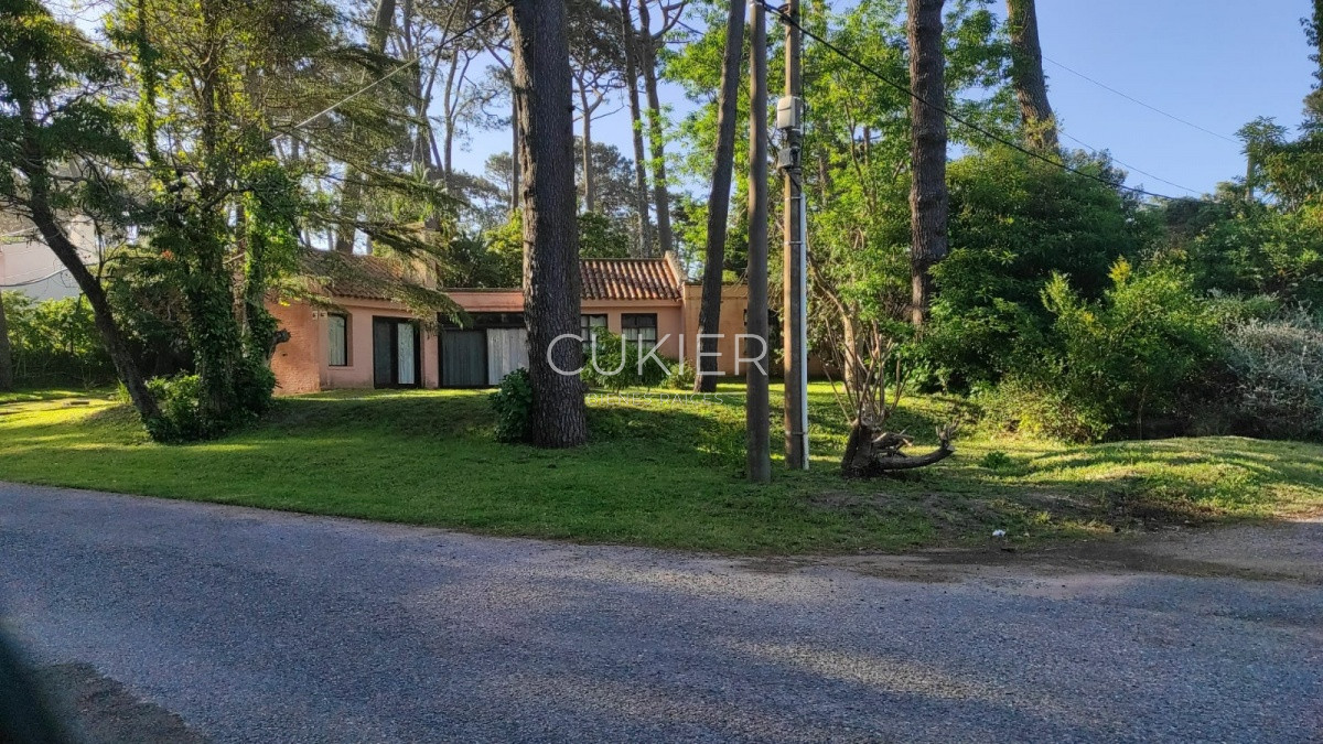 Casa ID.1387 - Alquiler invernal de casa 4 dormitorios en San Rafael Punta del Este