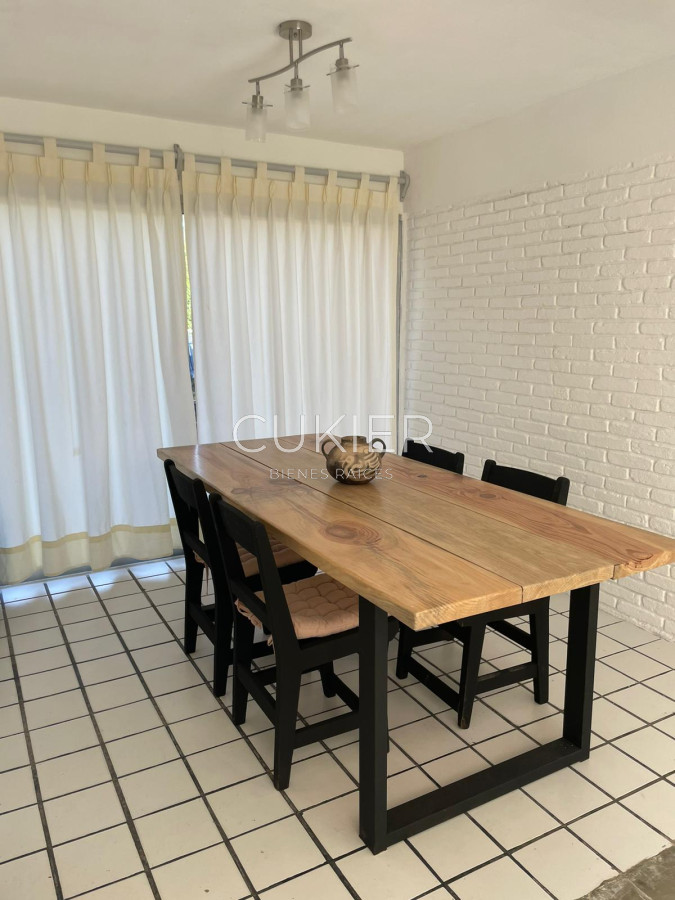 Casa ID.2425 - Alquiler Anual y temporada Casa 3 dormitorios Solanas