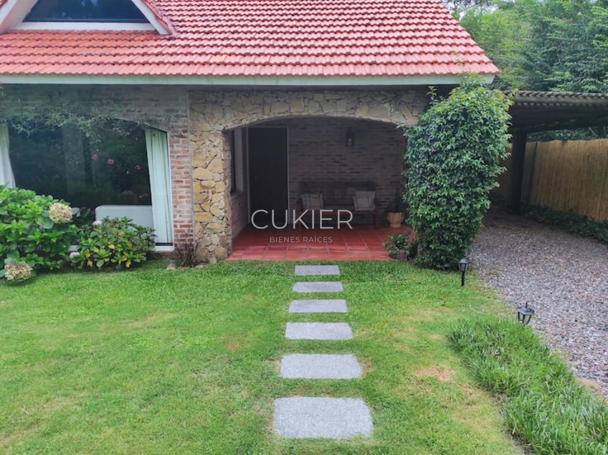 Casa ID.2853 - Alquiler temporada casa en Pinares con piscina climatizada 