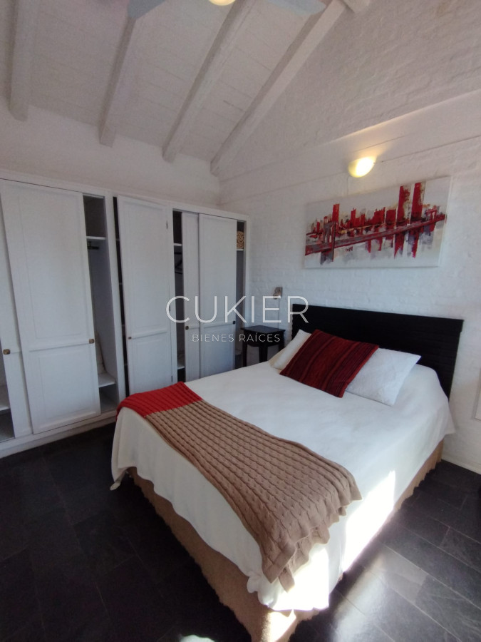 Casa ID.2615 - Alquiler anual de casa 2 dormitorios en barrio privado Pinares 