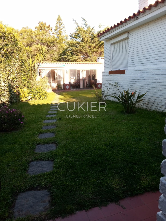 Casa ID.2494 - Alquiler febrero casa 3 dormitorios en Pinares 