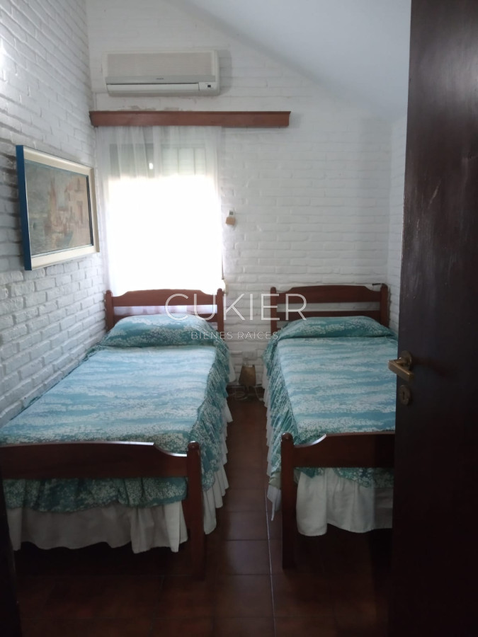 Casa ID.2494 - Alquiler febrero casa 3 dormitorios en Pinares 