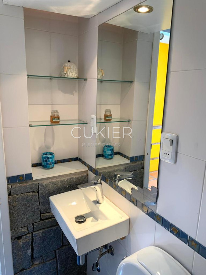 Casa ID.1339 - Venta, alquiler anual y temporada de casa 3 dormitorios con Pisicna en la Barra