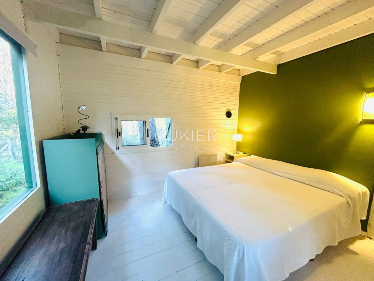 Casa ID.5325 - Se vende chalet a 150 metros del mar en Ocean Park, 3 dormitorios,2 baños.