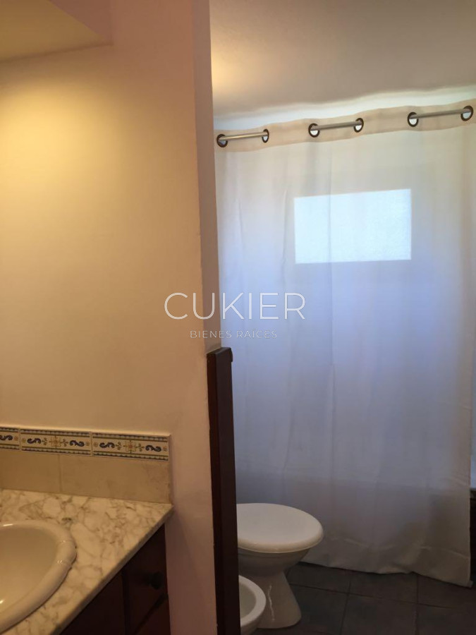 Casa ID.1870 - Alquiler anual de casa 3 dormitorios en las delicias Punta del Este