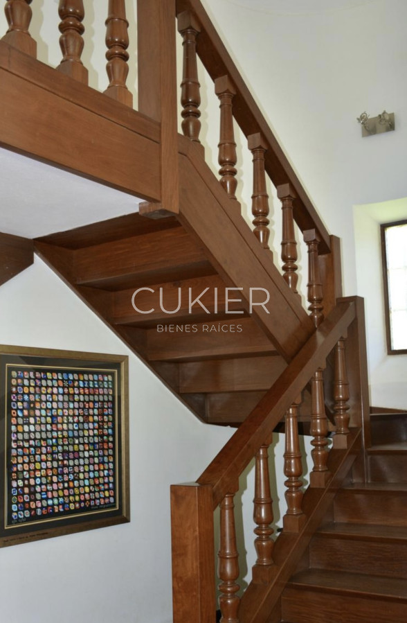 Casa ID.4220 - Venta y alquiler temporada y anual de espectacular casa de 4 dormitorios en San Rafael a 300 m del mar