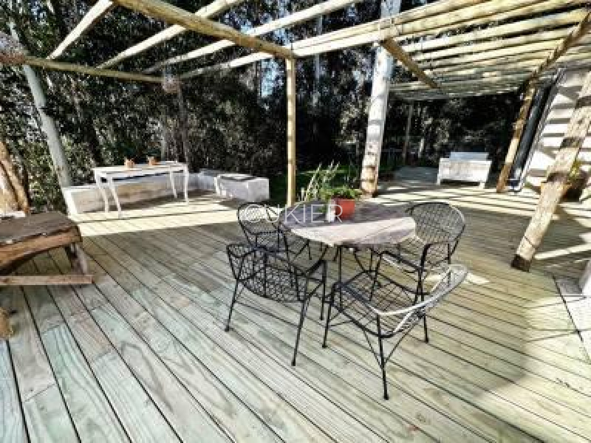 Casa ID.1840 - Venta de casa 3 dormitorios en Parque Burnett