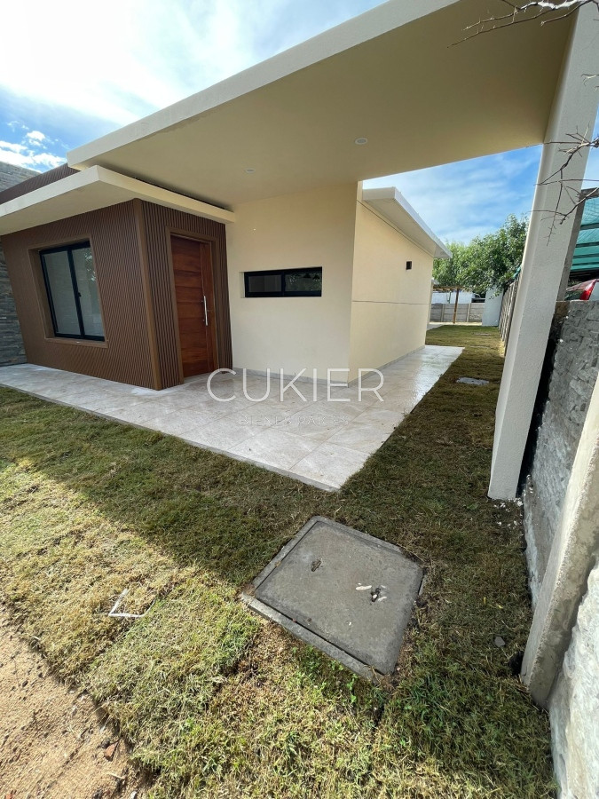 Casa ID.3609 - VENTA  en Lausana 2 casas PH a estrenar de 3 dormitorios. 