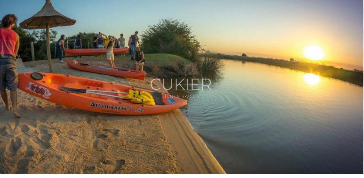 Casa ID.2543 - Venta y Alquiler anual hermosa casad de 4 dormitorios en barrio privado El Quijote
