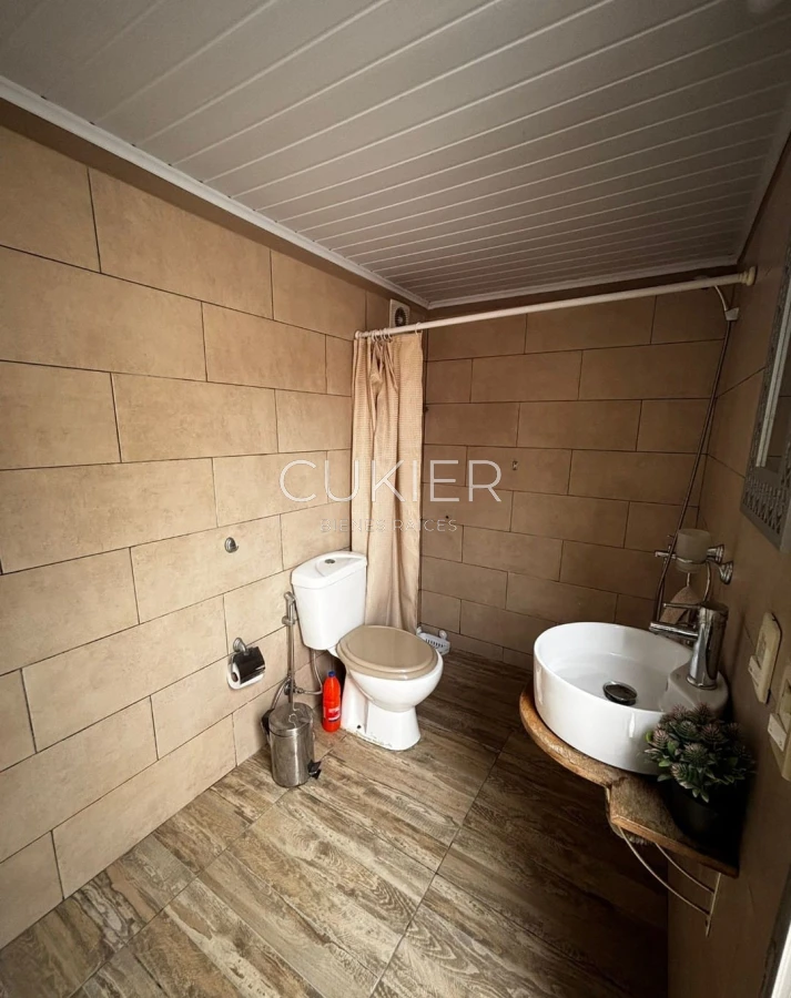 Casa ID.4659 - Venta casa 3 dormitorios con piscina en Pinares Punta del Este