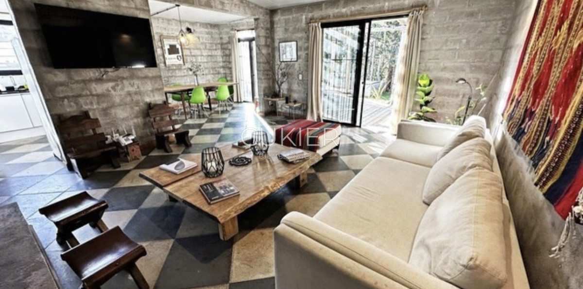 Casa ID.1840 - Venta de casa 3 dormitorios en Parque Burnett