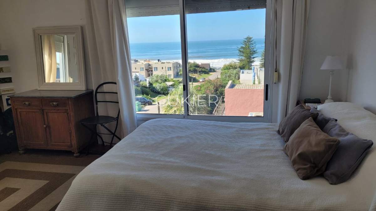 Casa ID.5279 - Venta y alquiler anual de casa 3 dormiotorios con vista al mar en La Barra Punta del Este 