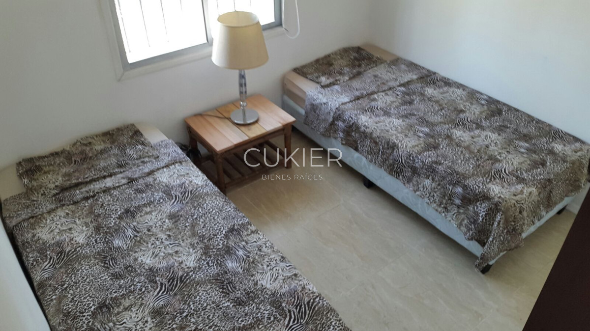 Casa ID.1340 - Alquiler anual y temporada de casa 3 dormitorios en la Barra a 200 m del mar