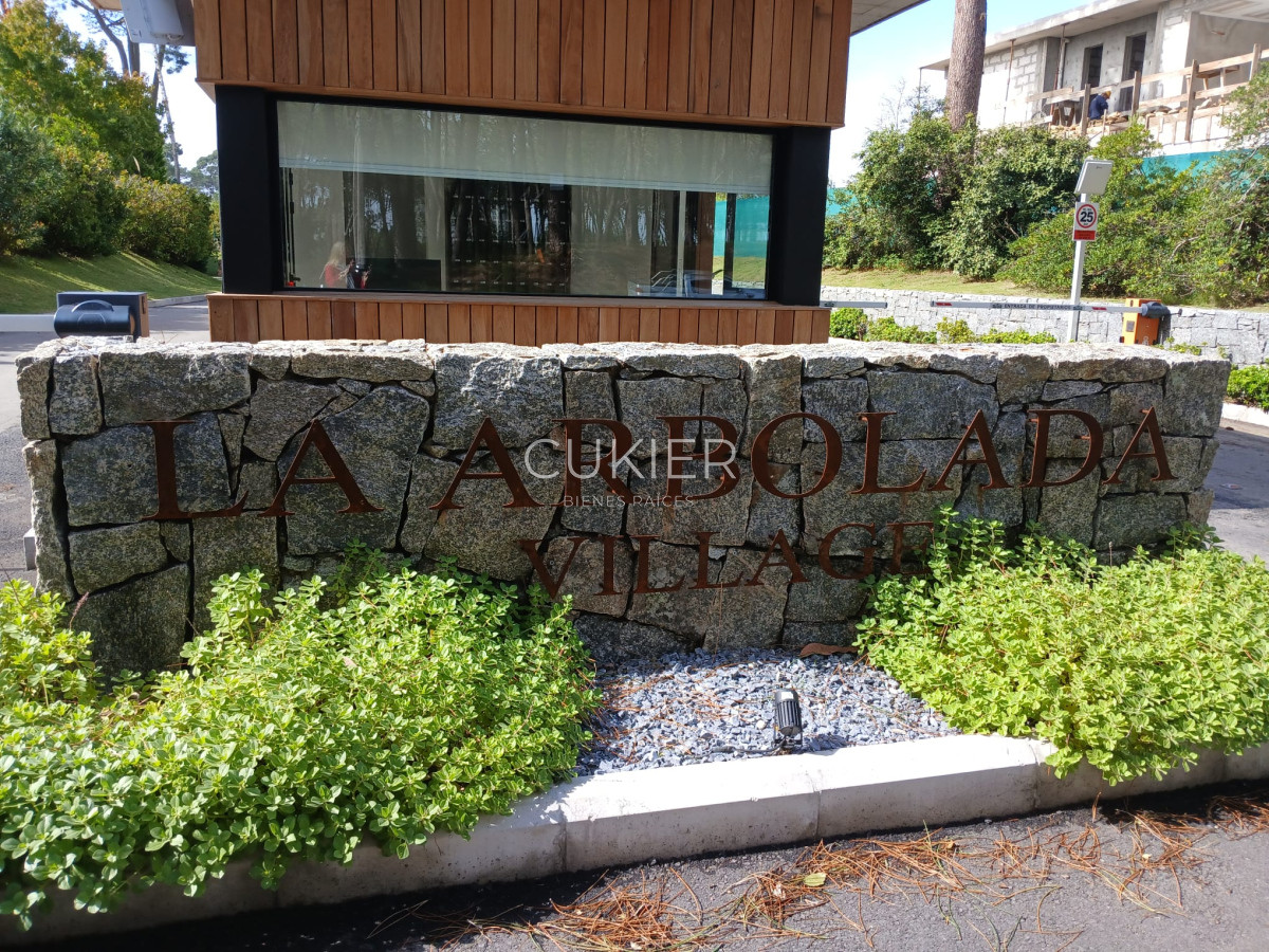 Casa ID.4765 - Alquier temporada de casas 4 dormitorios en la Arbolada barrio privado