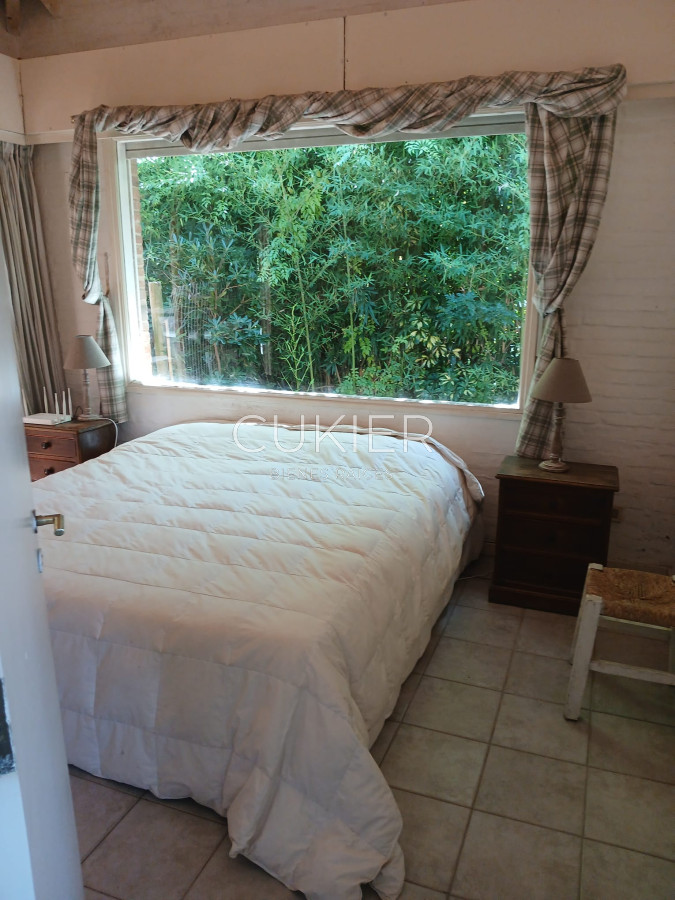 Casa ID.4765 - Alquier temporada de casas 4 dormitorios en la Arbolada barrio privado