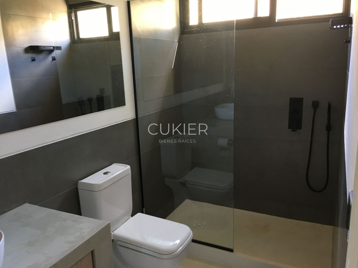 Casa ID.5039 - Alquiler temporada casa 3 dormitorios con Piscina y vista al Mar en Pinares