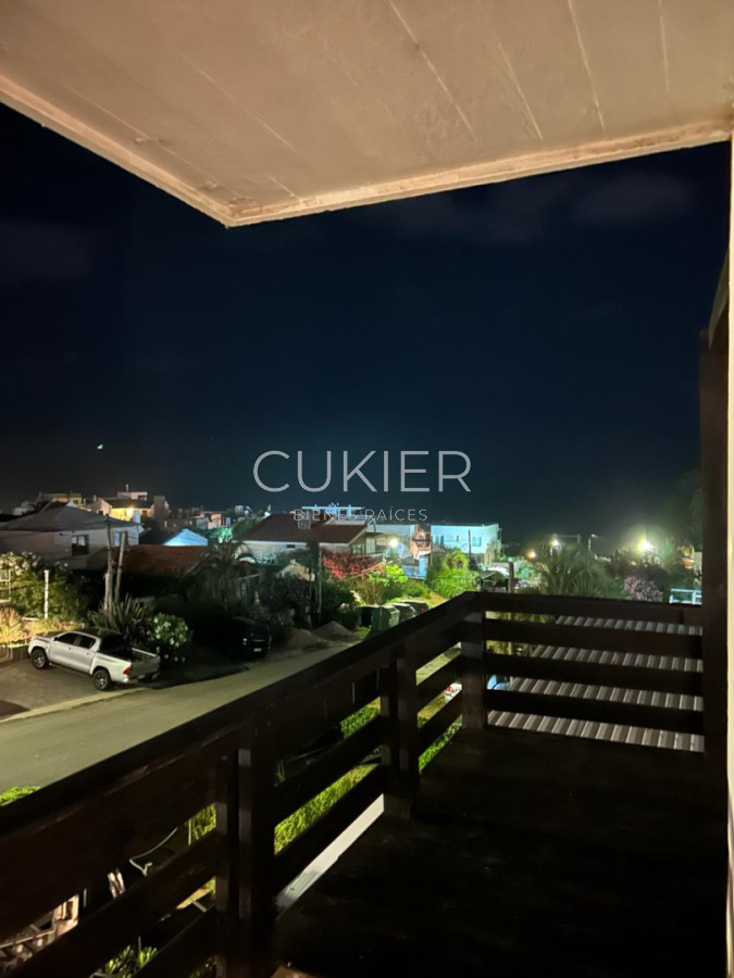 Casa ID.5279 - Venta y alquiler anual de casa 3 dormiotorios con vista al mar en La Barra Punta del Este 