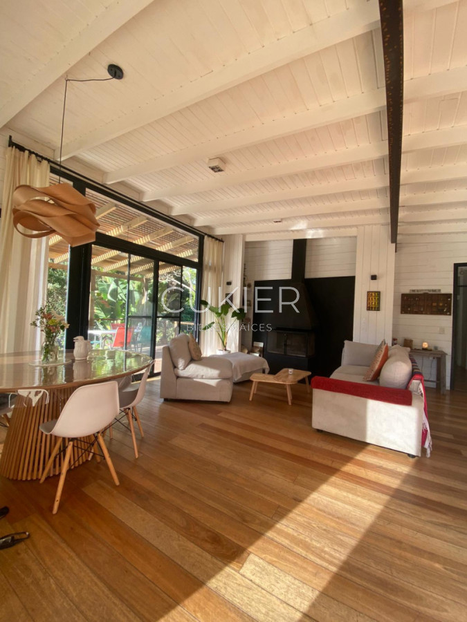 Casa ID.5662 - Alquiler anual de casa dos dormitorios, dos baños, y apartamento de huéspedes.