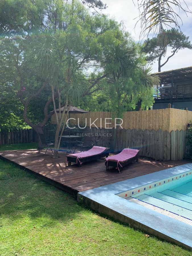 Casa ID.1339 - Venta, alquiler anual y temporada de casa 3 dormitorios con Pisicna en la Barra