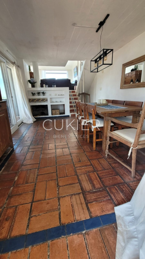 Casa ID.5279 - Venta y alquiler anual de casa 3 dormiotorios con vista al mar en La Barra Punta del Este 