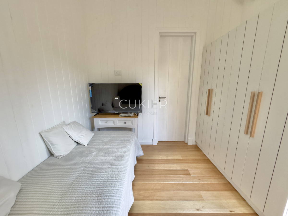 Casa ID.5749 - Venta y alquiler anual casa a estrenar de 4 dormitorios en barrio privado La barra