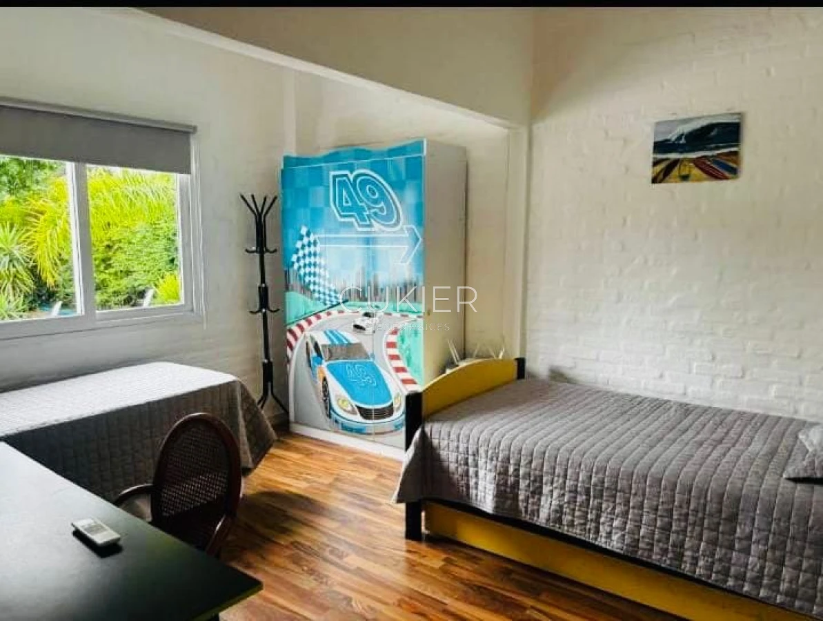 Casa ID.4659 - Venta casa 3 dormitorios con piscina en Pinares Punta del Este