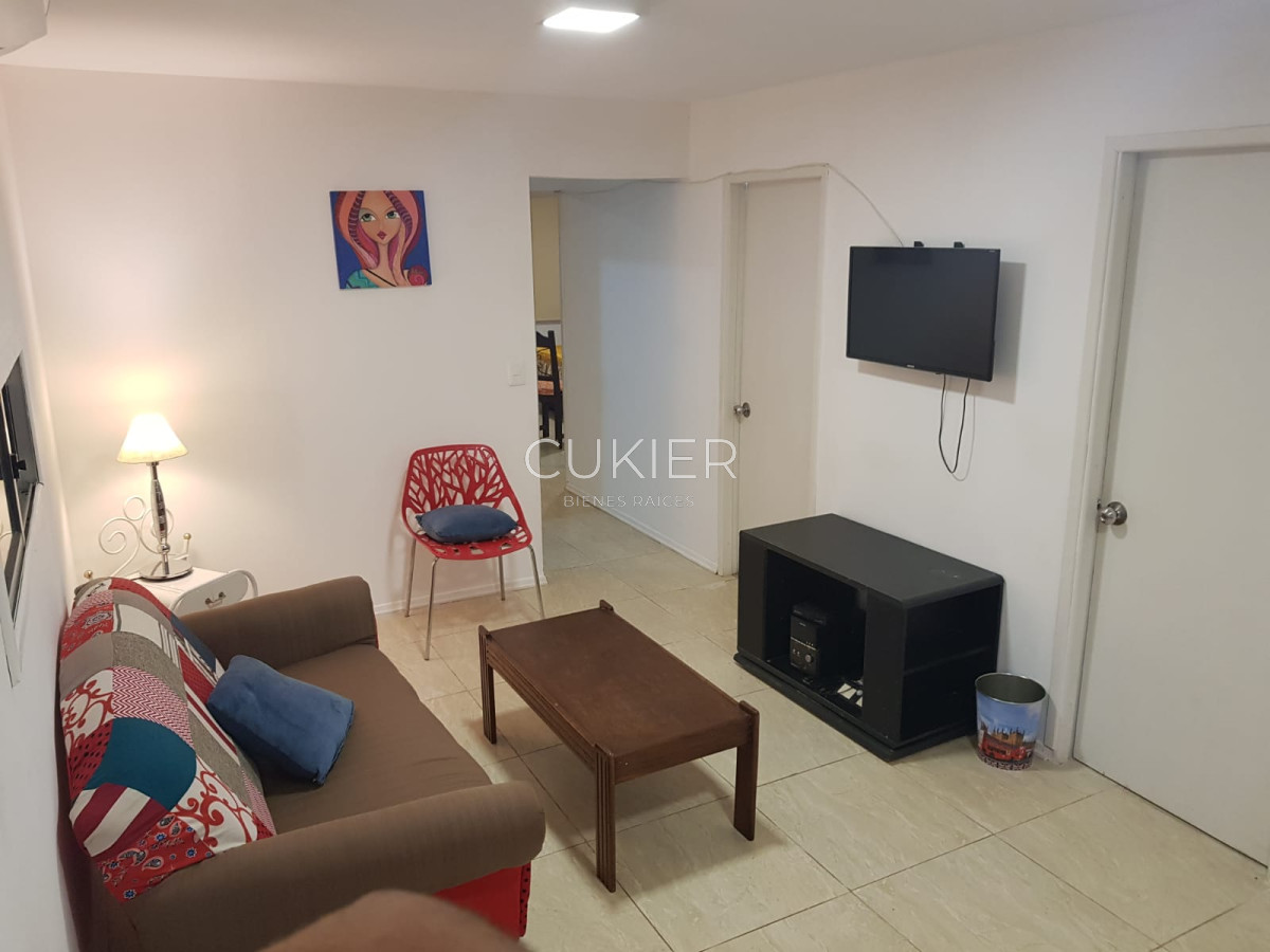 Casa ID.1340 - Alquiler anual y temporada de casa 3 dormitorios en la Barra a 200 m del mar