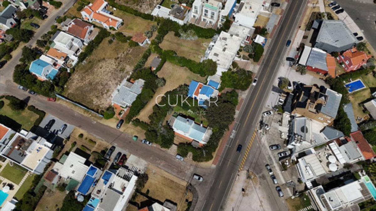 Casa ID.4616 - Venta Casa 3 Doemitorios La Barra Punta Del Este