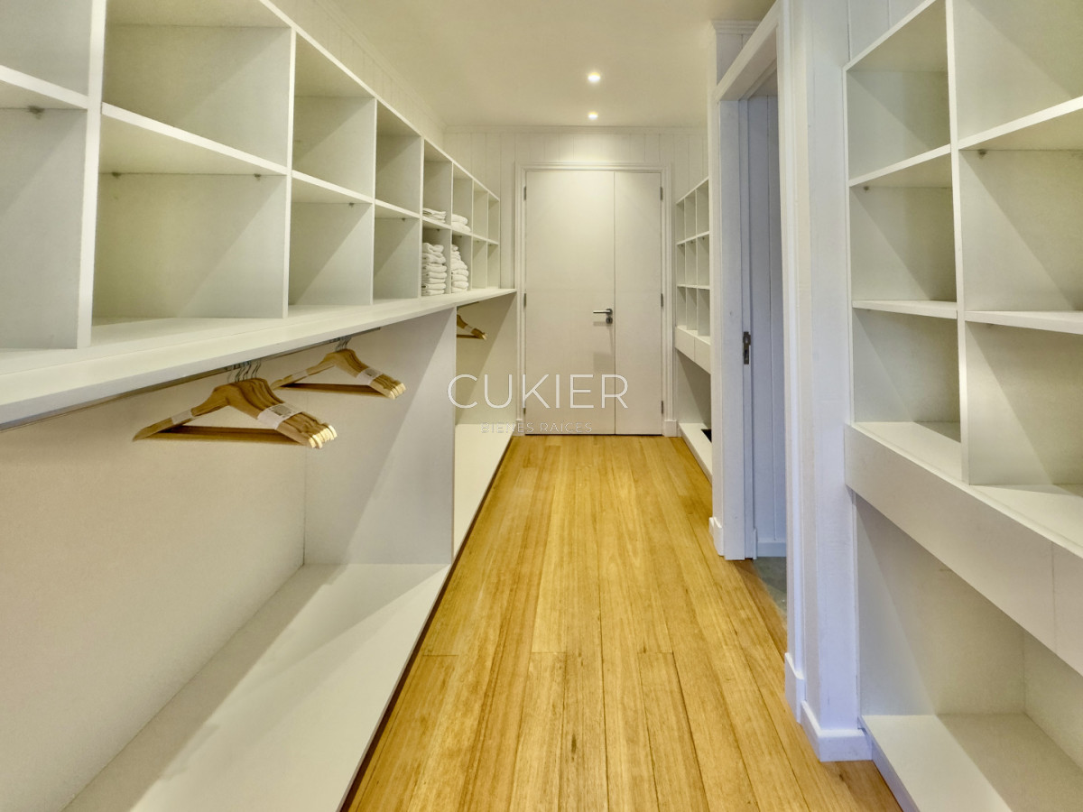 Casa ID.5749 - Venta y alquiler anual casa a estrenar de 4 dormitorios en barrio privado La barra