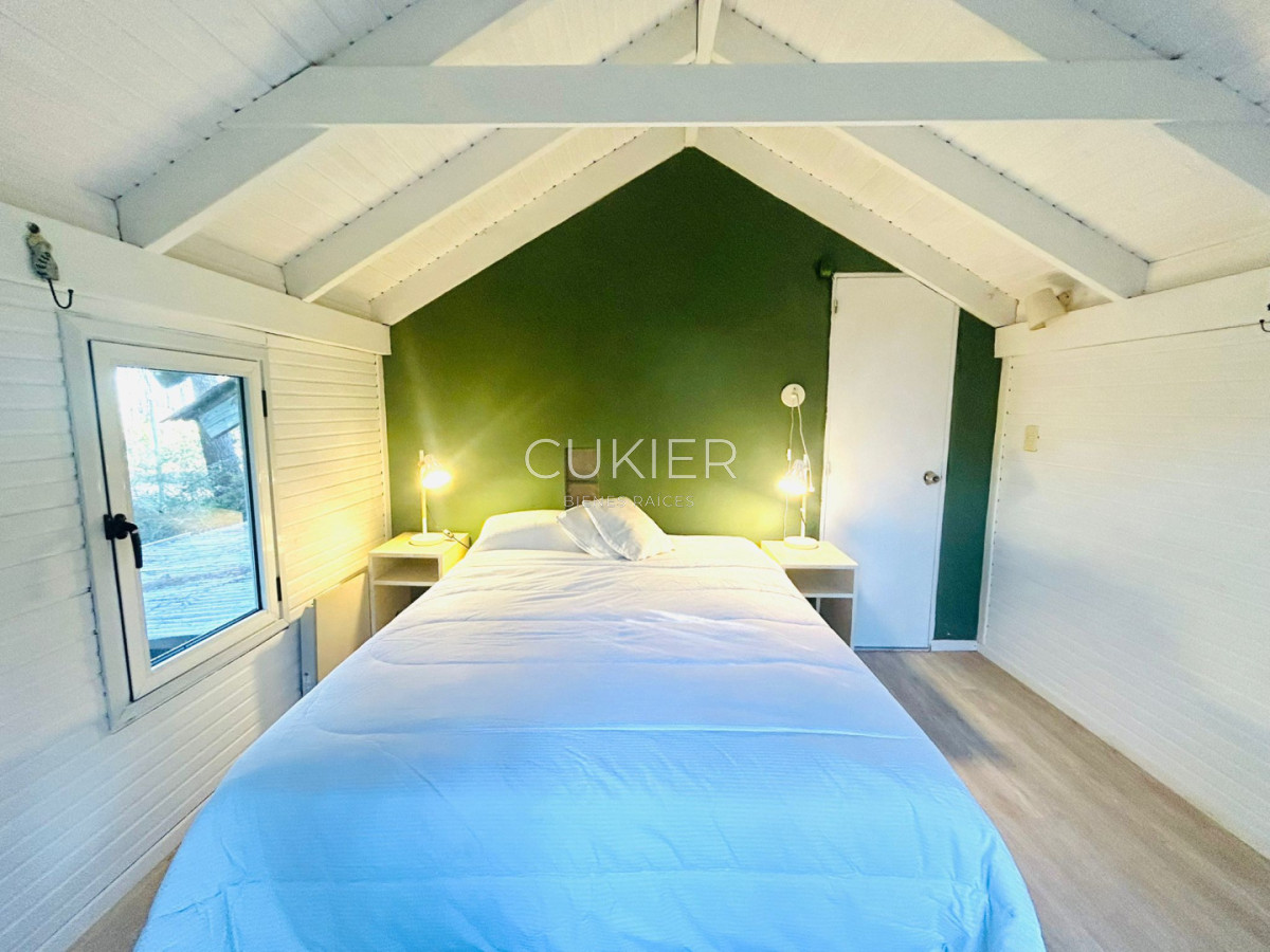 Casa ID.5325 - Se vende chalet a 150 metros del mar en Ocean Park, 3 dormitorios,2 baños.