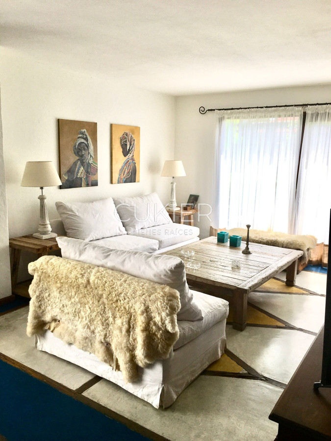 Casa ID.2488 - casa en la barra