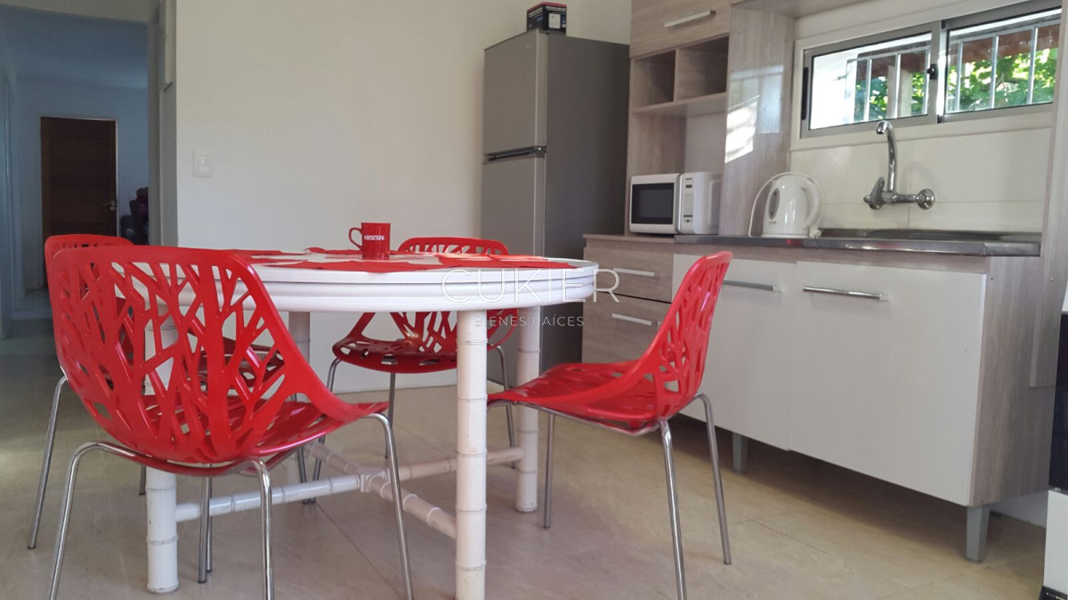 Casa ID.1340 - Alquiler anual y temporada de casa 3 dormitorios en la Barra a 200 m del mar