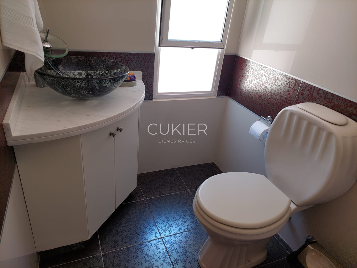 Casa ID.2545 - Alquiler Temporada Casa 7 Dormitorios + servicio Barrio Privado 