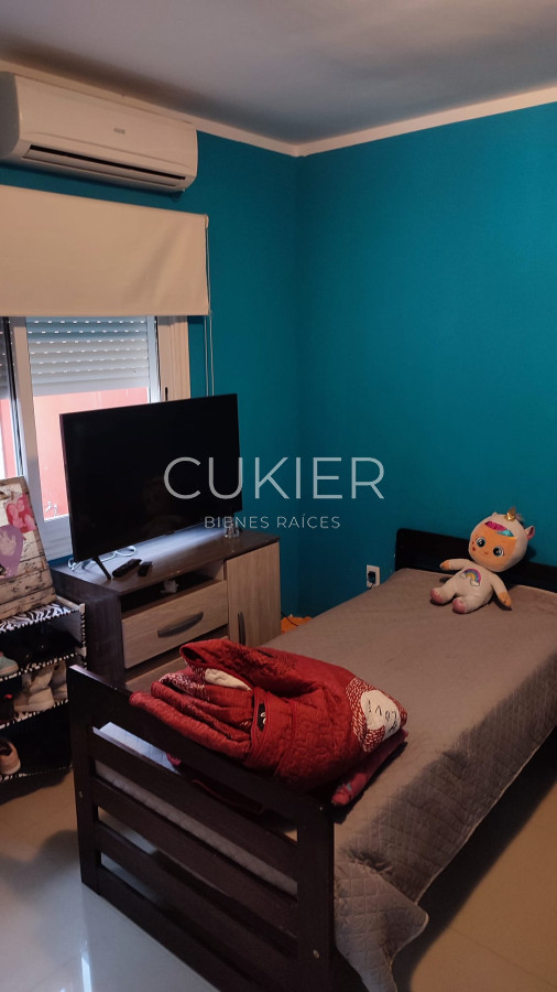 Casa ID.2472 - Alquiler Anual Chalet 4 dormitorios con piscina