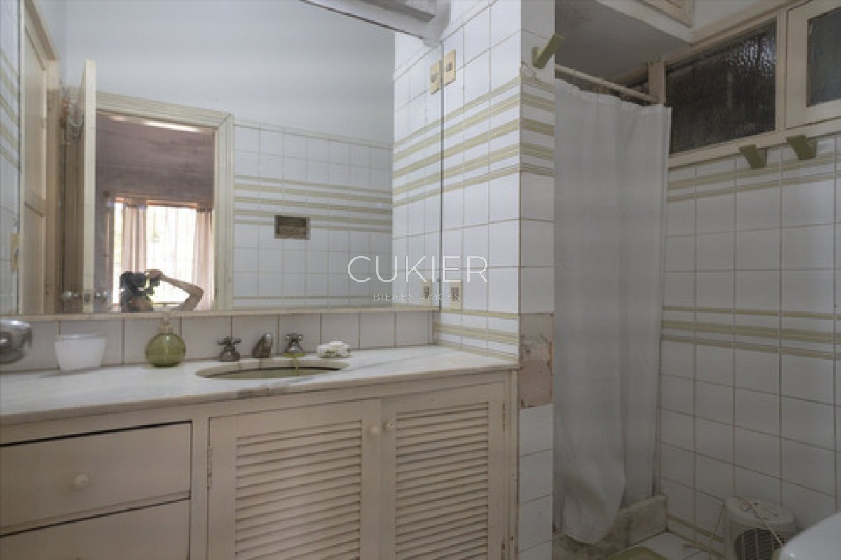 Casa ID.4637 - Venta Casa Tres Dormitorios en Lugano zona de colegios Punta del Este