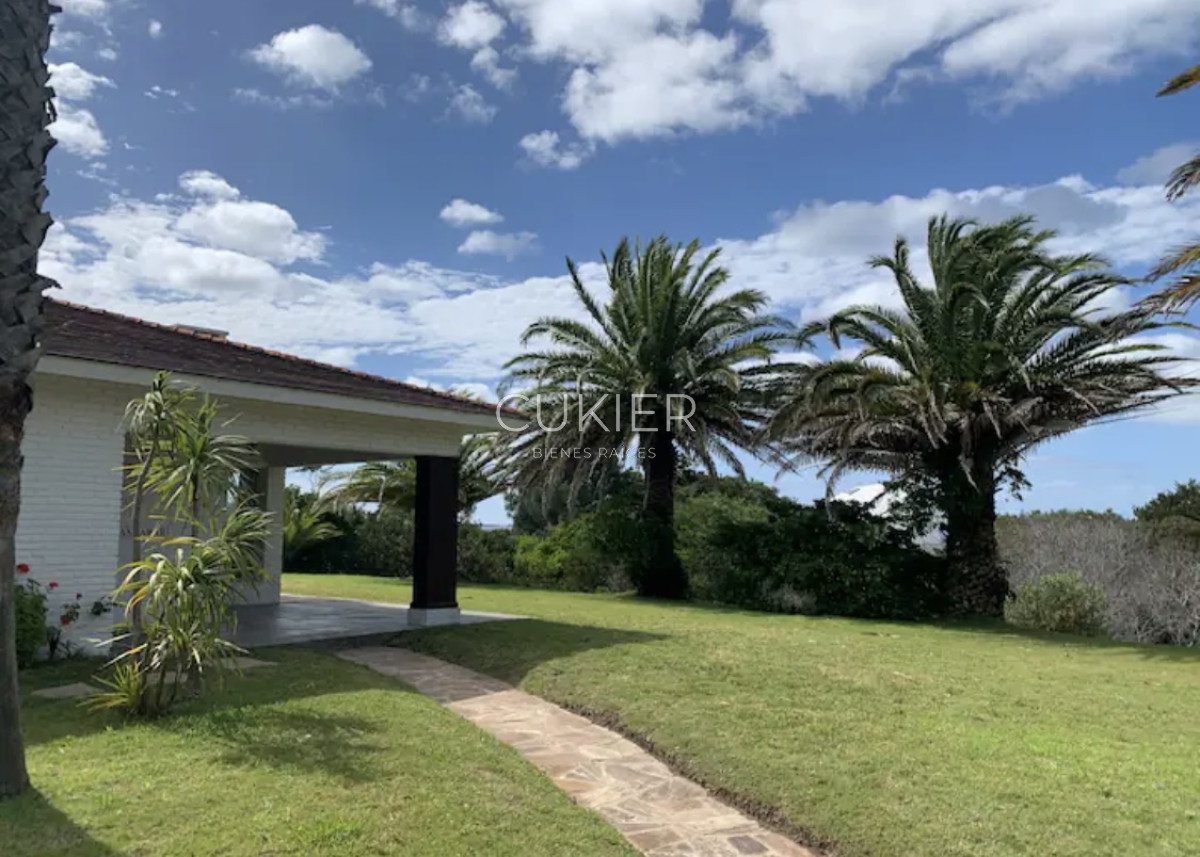 Casa ID.3782 - Alquiler anual casa de 5 habitaciones en Piedras Del Chileno