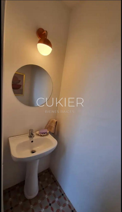 Casa ID.3462 - ALQUILER ANUAL DE CASA EN PLAYA MANSA 4 DORMITORIOS.