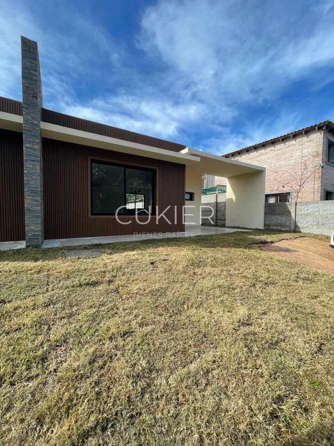 Casa ID.3609 - VENTA  en Lausana 2 casas PH a estrenar de 3 dormitorios. 