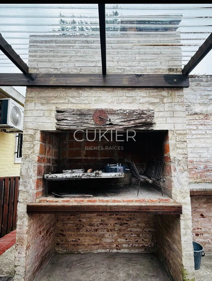 Casa ID.4659 - Venta casa 3 dormitorios con piscina en Pinares Punta del Este