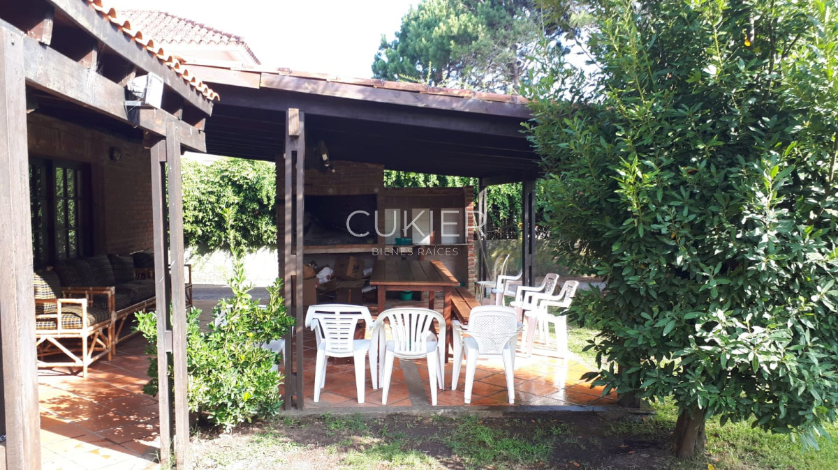 Casa ID.2634 - Alquiler de temporada - Chalet con piscina - 14 personas en San Rafael