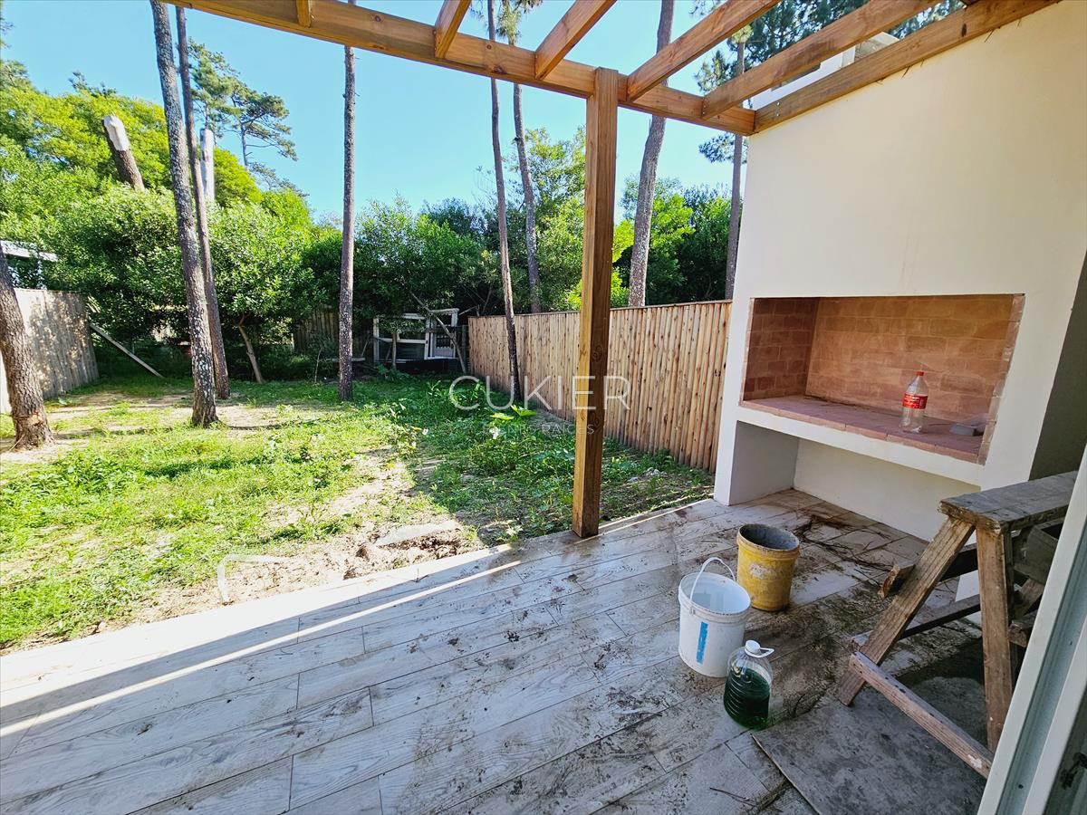 Casa ID.3653 - VENDO CASA TRES DORMITORIOS PARQUE BURNETT - PUNTA DEL ESTE