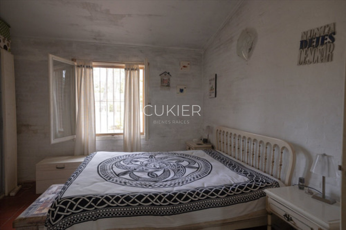 Casa ID.4637 - Venta Casa Tres Dormitorios en Lugano zona de colegios Punta del Este