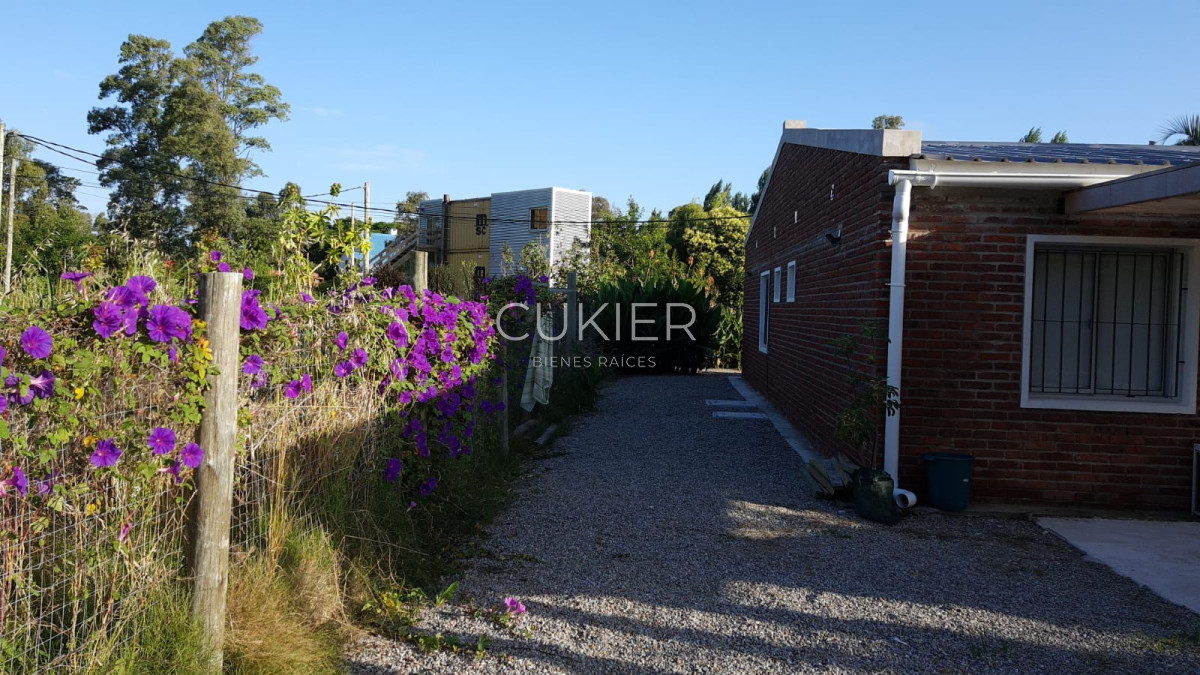 Casa ID.1340 - Alquiler anual y temporada de casa 3 dormitorios en la Barra a 200 m del mar