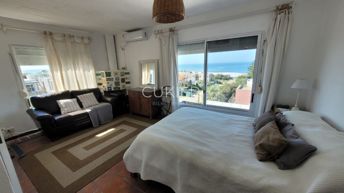 Casa ID.5279 - Venta y alquiler anual de casa 3 dormiotorios con vista al mar en La Barra Punta del Este 
