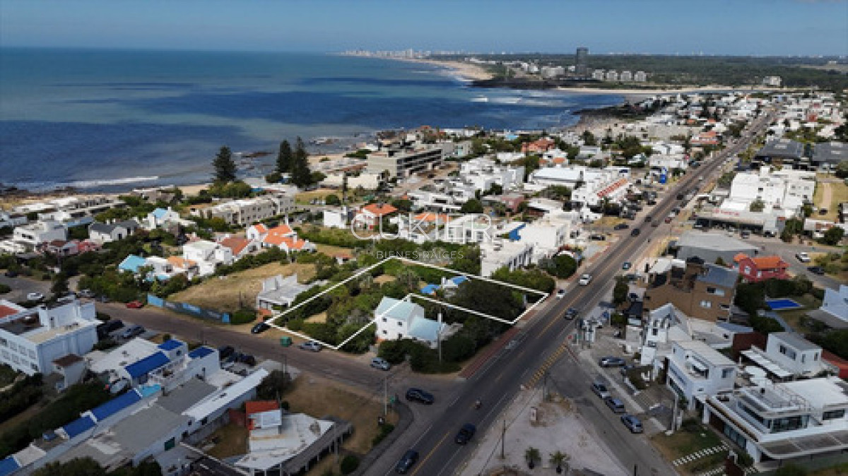 Casa ID.4616 - Venta Casa 3 Doemitorios La Barra Punta Del Este