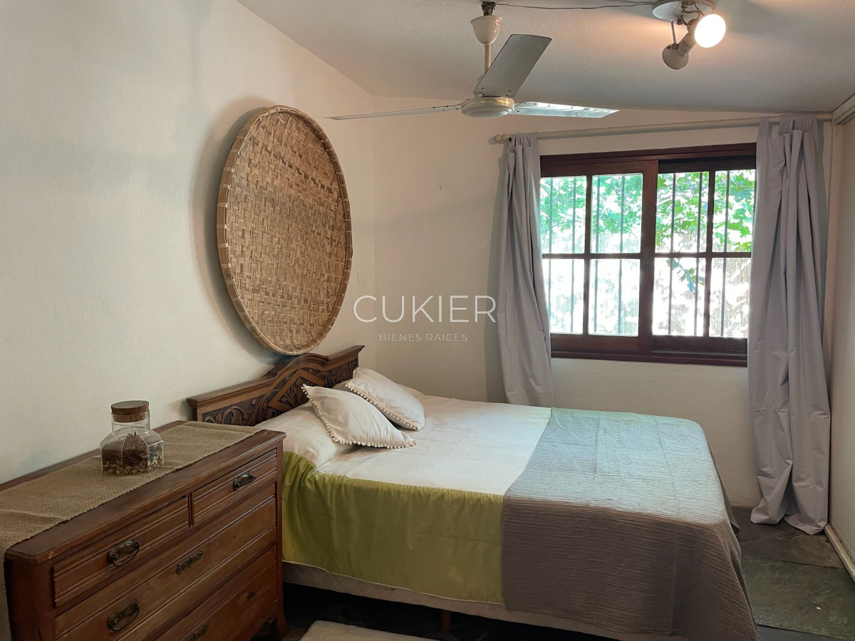 Casa ID.2870 - Alquiler de Temporada Casa  4 dormitorios con piscina en La Barra