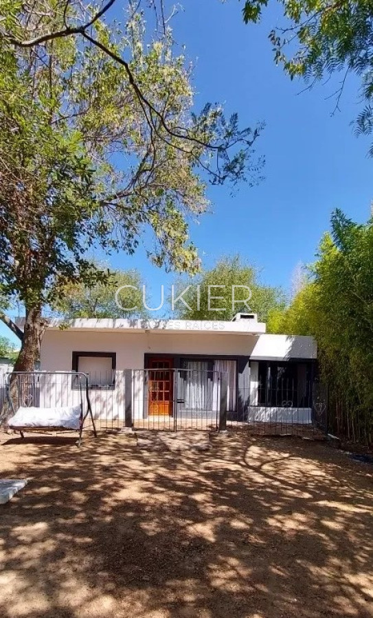 Casa ID.2875 - Casa en Venta 3 dormitorios Barrio Lausana 