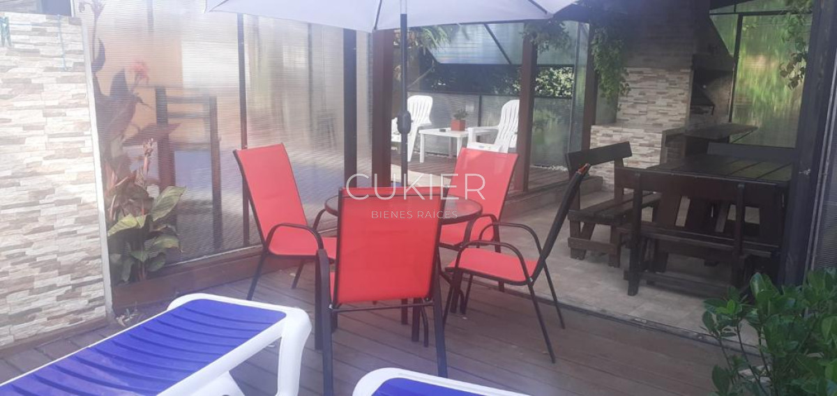 Casa ID.2719 - Casa en Pinares 2 dormitorios con piscina climatizada en alquiler de temporada